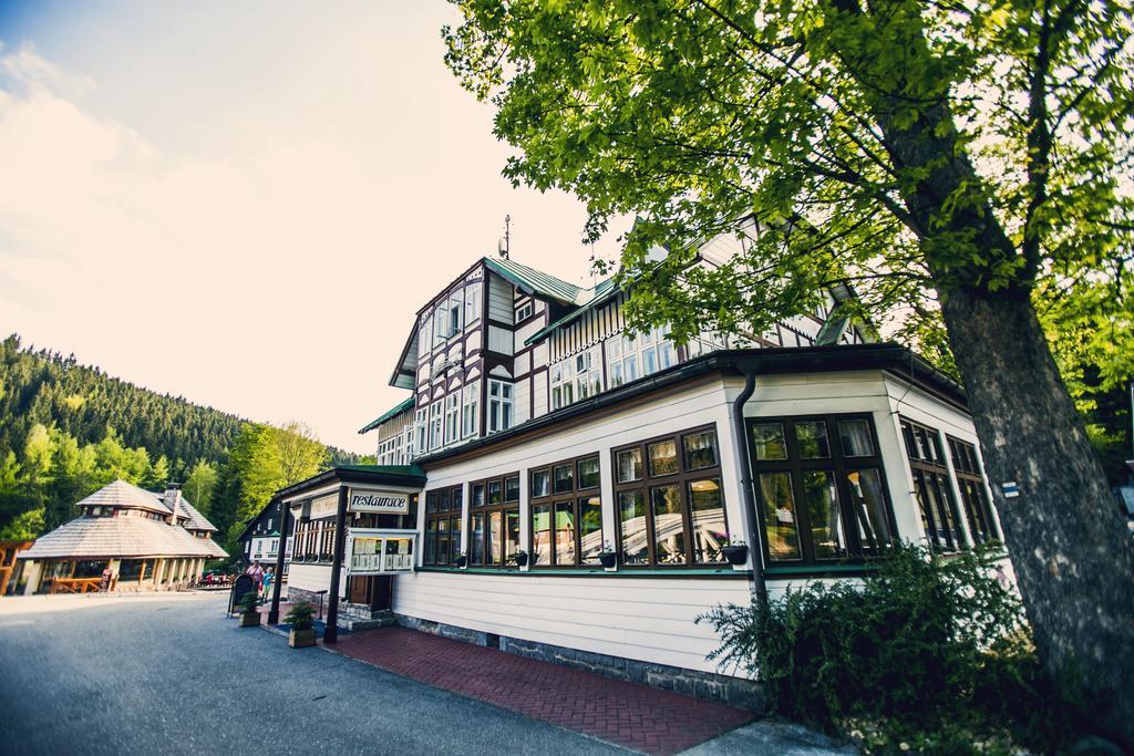 Depandance Villa Hubertus Špindlerŭv Mlýn Eksteriør bilde