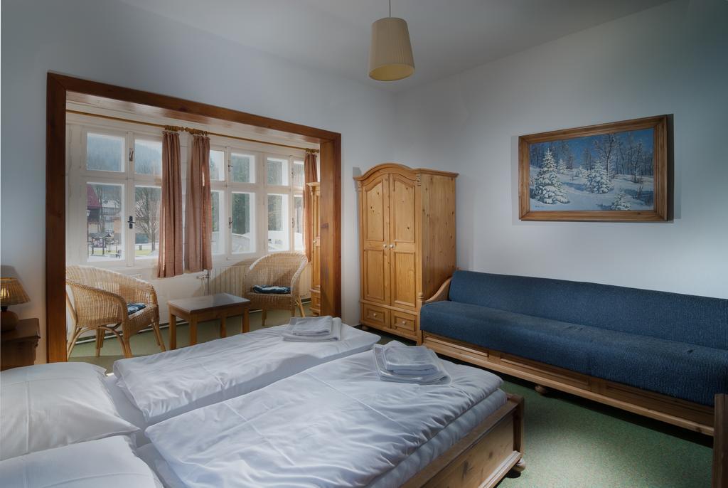 Depandance Villa Hubertus Špindlerŭv Mlýn Rom bilde